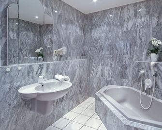 Waldhotel Bächlein - Mitwitz - Baño