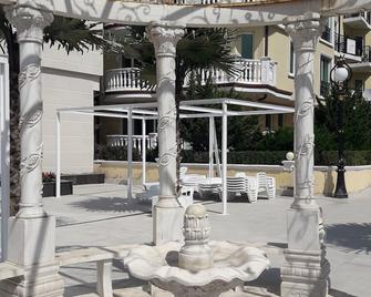 Appartment Taliana Beach Residence - Elenite - Patio