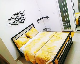 Chambre meublé Dakar : Avenue cheikh Anta Diop - Dakar