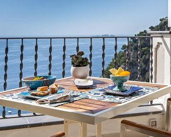 Hotel Punta Regina - Positano - Balkon