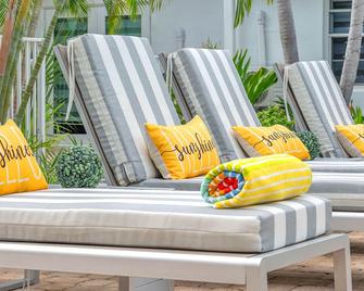 Hotel Seacrest - Lauderdale-by-the-Sea - Innenhof