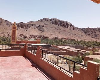 Auberge Restaurant Tissili ' Oasis De Fint' - Ouarzazate - Balkon