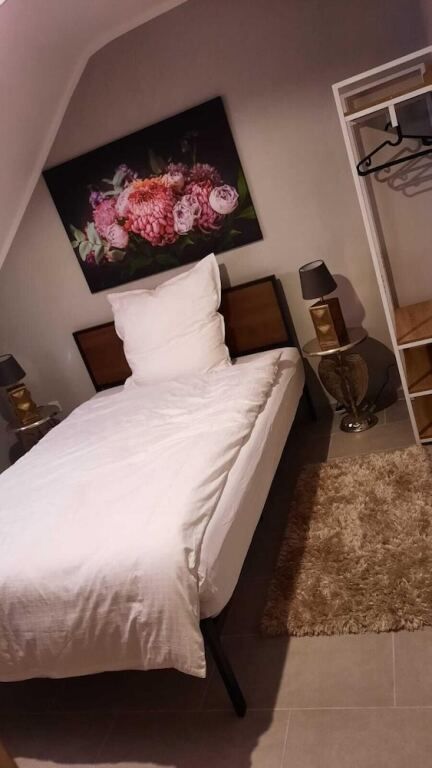 Niehler Hotel - קלן - חדר שינה