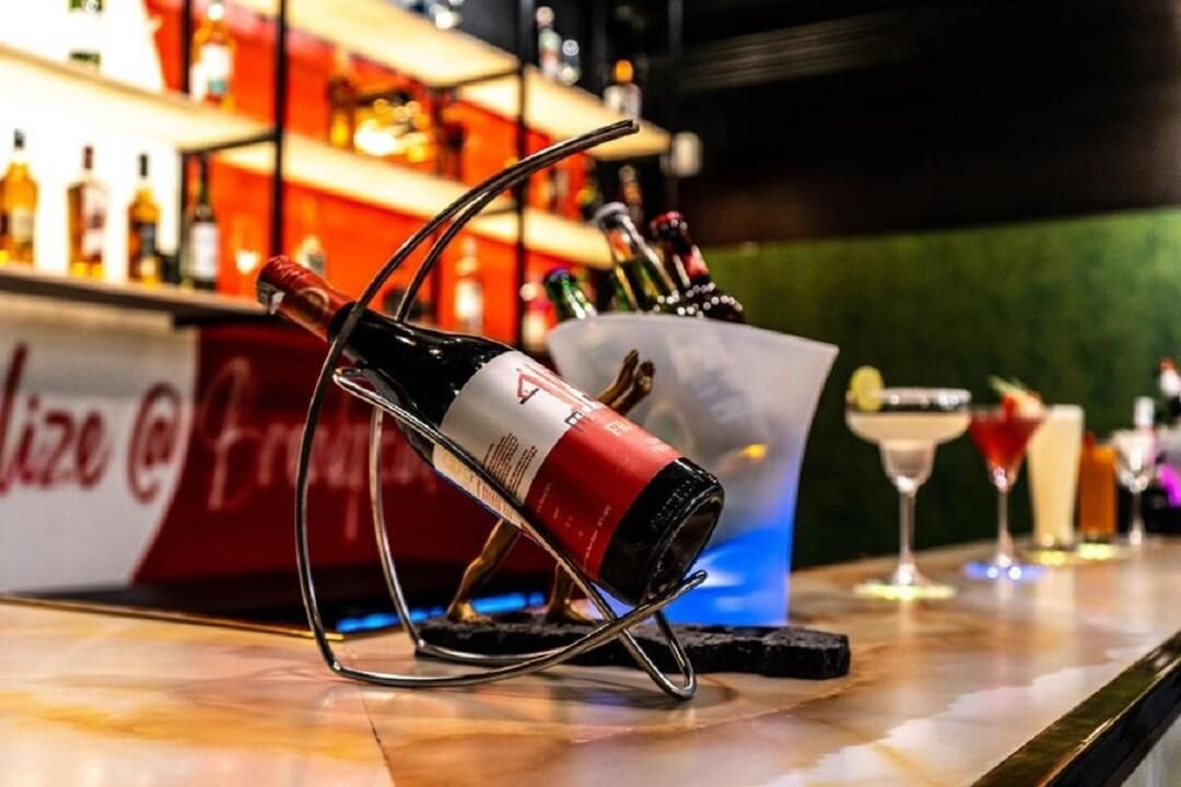 Marksman Resort - באנגאלור - בר