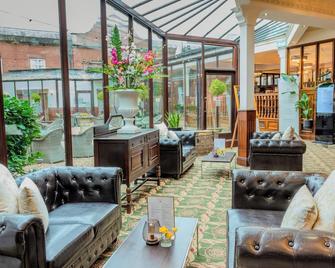 Bosworth Hall Hotel & Spa - Nuneaton - Lobby