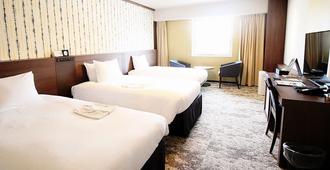 Richmond Hotel Kochi - Kochi - Bedroom
