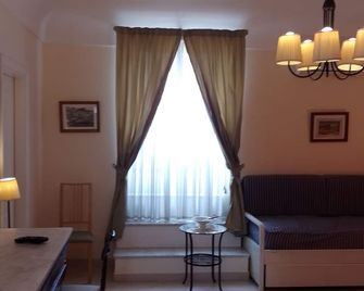 B&B Cupole e Campanili - Nápoles - Sala de estar