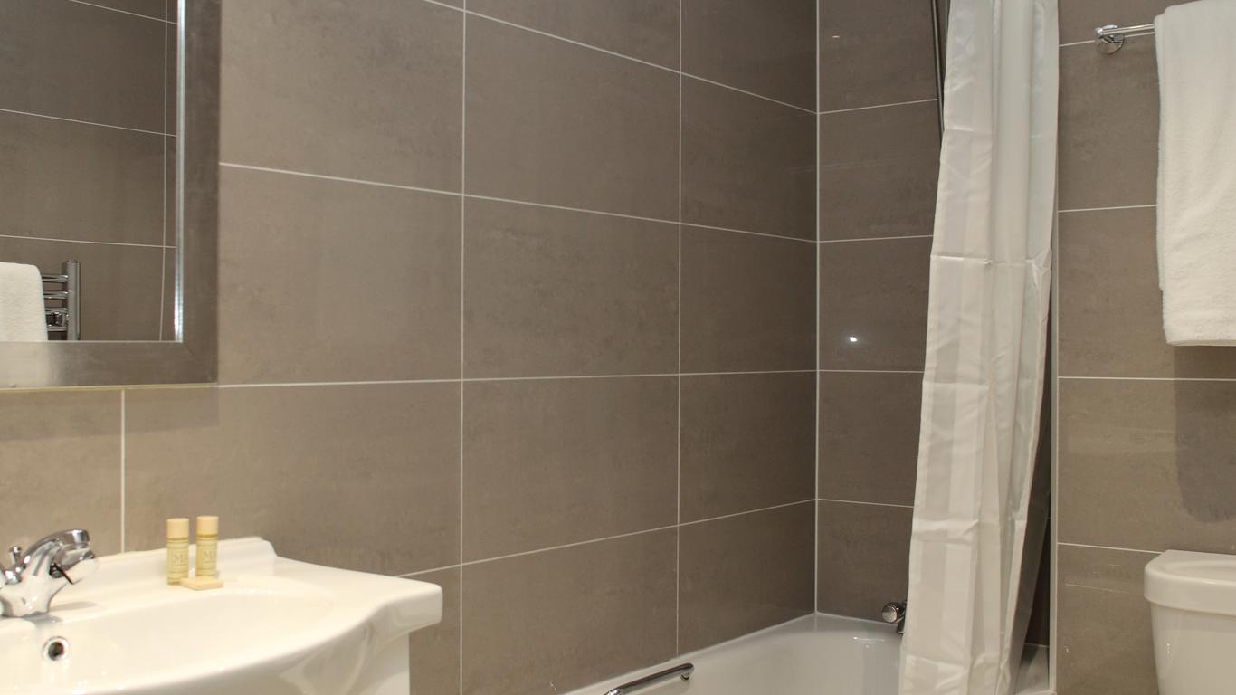 Kensington Gardens Hotel