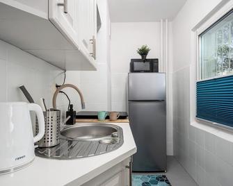 Kasprowicza Apartments - Bielany, Sun & Snow - Varsavia - Cucina