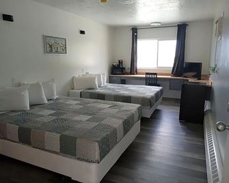 Flamingo Motel - Cardston