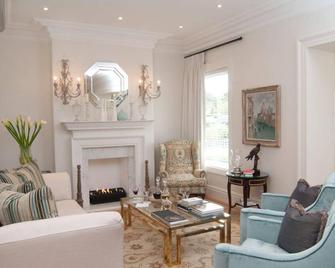 The Light House Boutique Suites - Paarl