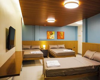 Cloudbeds Inn - Laoag