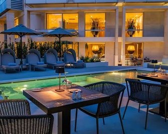 Divani Escape - Vouliagmeni