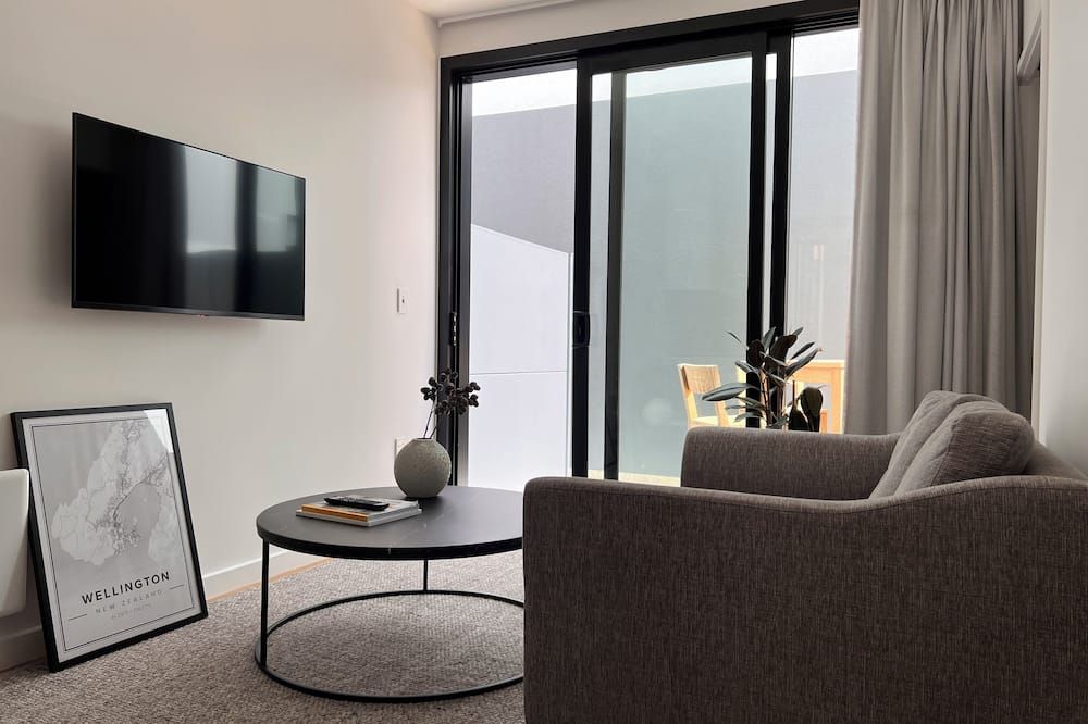 Stylish 2 Bedrooms Townhouse In Central - Wellington - Living room