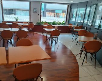 Contact Hôtel des Deux Moulins Limoges - Proche de la gare - Limoges - Restaurante