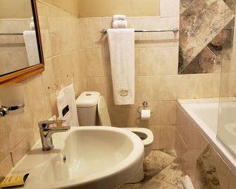 Selborne Hotel - Bulawayo - Baño