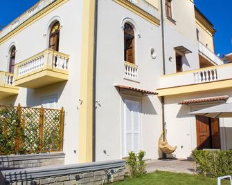 Relais Villa Montedonzelli - Napoli - Bygning