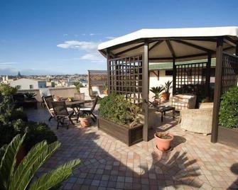 Domus Mariae Albergo - Siracusa - Patio