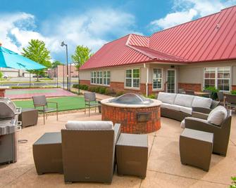 Residence Inn by Marriott Springdale - Springdale - Patio