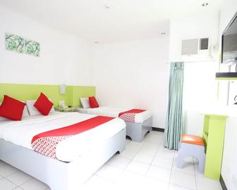 OYO 210 Apple Tree Suites - Cebu City - Bedroom