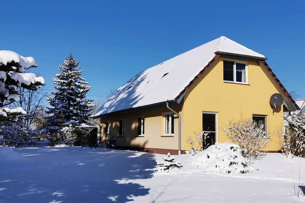 Cheerful Apartment in Wilhelmshof Usedom Near Baltic Sea - אוזדום - בניין