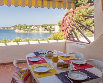Résidence Pierre & Vacances Louis Lumière - Bandol AOC - Balcón