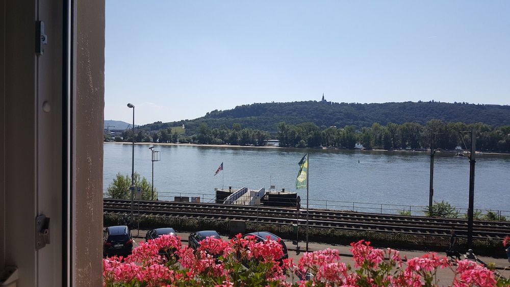 Hotel Krone Rüdesheim - Rüdesheim am Rhein