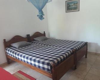 Hotel T.K. Green Garden - Matara - Bedroom