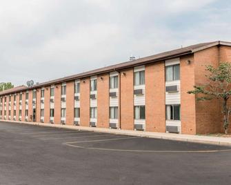 Quality Inn Grand Rapids North - Walker - Edificio