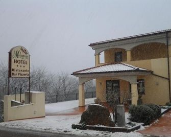 Hotel Il Melograno - Tempio Pausania - Building