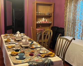 Unique & Kinky Private Getaway, Great for Couples, Bondage, Adults only. - Atlanta