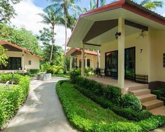 Garden Villa Khaolak - Khao Lak - Patio