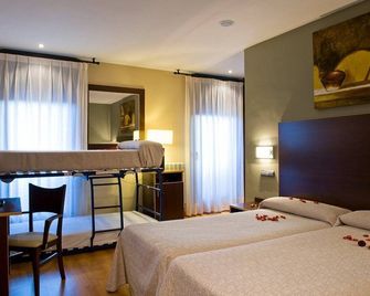 Snö Hotel Ciudad De Sabiñánigo - Sabiñánigo - Slaapkamer