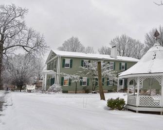The Oliver Phelps Suite (oversized) - Canandaigua - Building