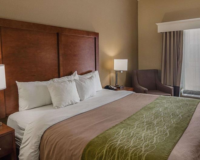Comfort Inn 86 2 2 8 Midland Hotel Deals Reviews Kayak