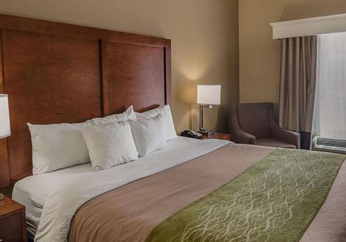 Comfort Inn 86 2 2 8 Midland Hotel Deals Reviews Kayak