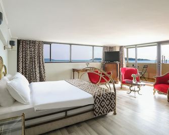 Urla Pera Hotel - Urla - Bedroom