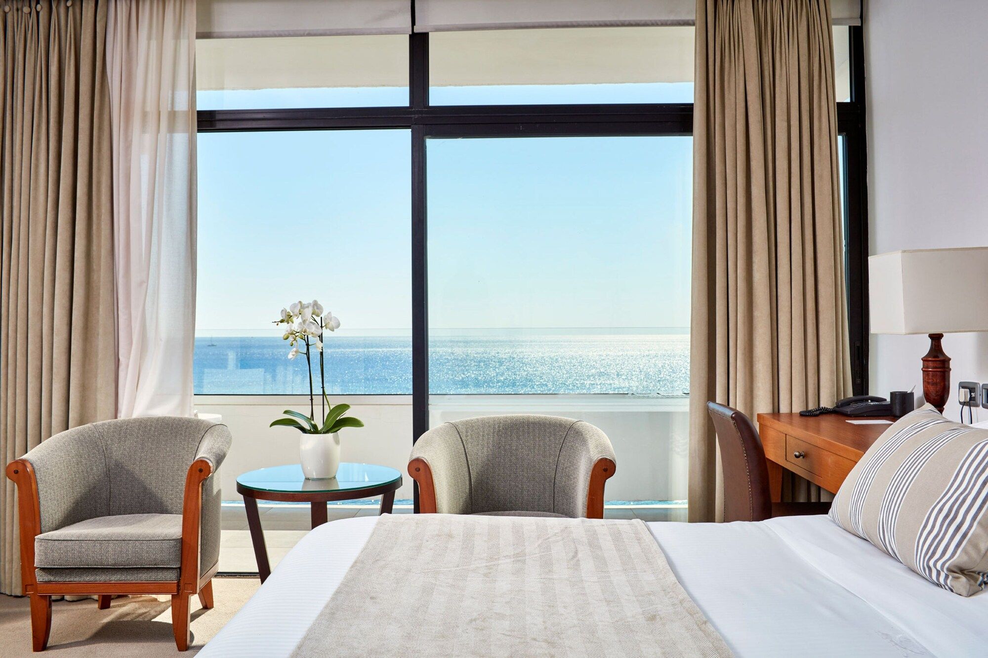 Grecian Bay Hotel - איה נאפה