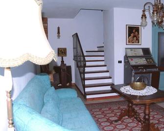 Casa Vacanze Cascina Campagnola - Pozzolengo - Stairs