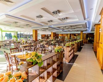 Izola Paradise Hotel - נסבאר - מסעדה