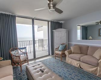 Royal Garden Resort 206 Condo - Murrells Inlet