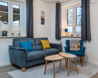 Holiday Apartment 'Wolkow' with Shared Garden - Prerow - Living room