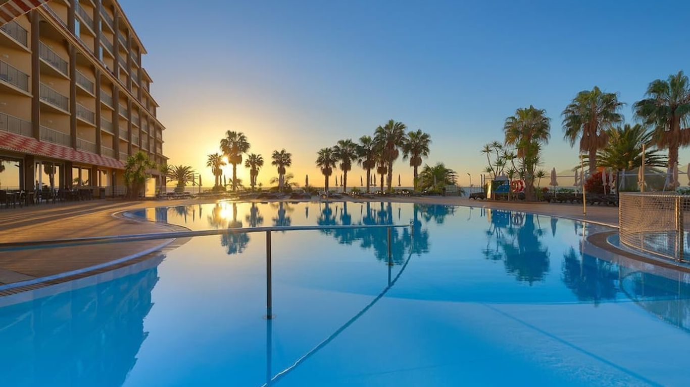 ذا فيوز أواسيز - فاميلي فريندلي