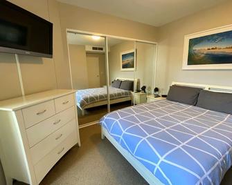 Ocean View, Lift Access 502 Opposite North Cronulla Beach - Cronulla - Bedroom