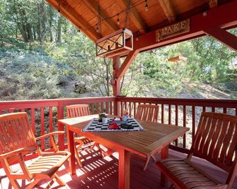 The Overlook: Quiet Hillside/Kids/Dogs/Views/Work - Green Valley Lake - Balcony