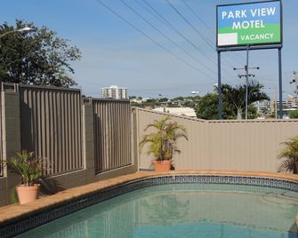 Park View Motel - Gladstone - Bể bơi