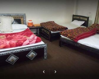 Dubai Hotel - Mingaora - Habitación