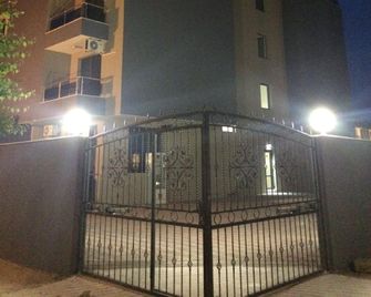 Flower Street Luxury Studios in Palm Residence - Nesebar - Building