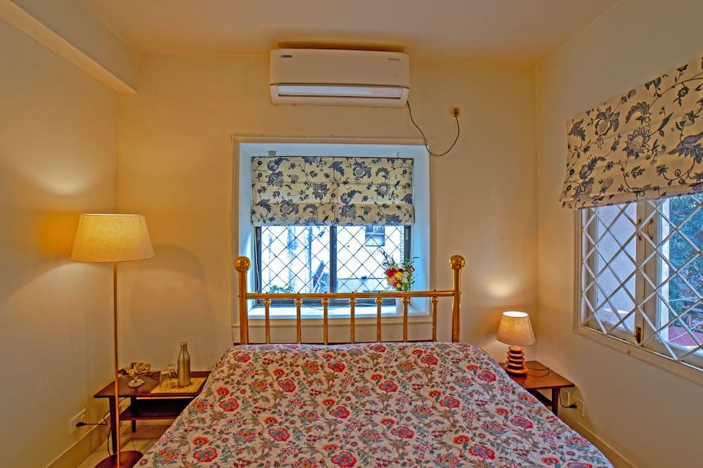 Yellowbrick - Calcutta's Freshest BnB - Kolkata - Bedroom