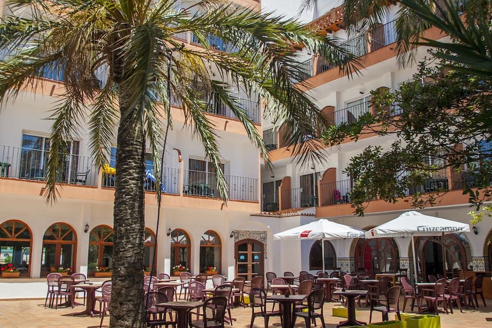 Hotel Comarruga Platja - El Vendrell